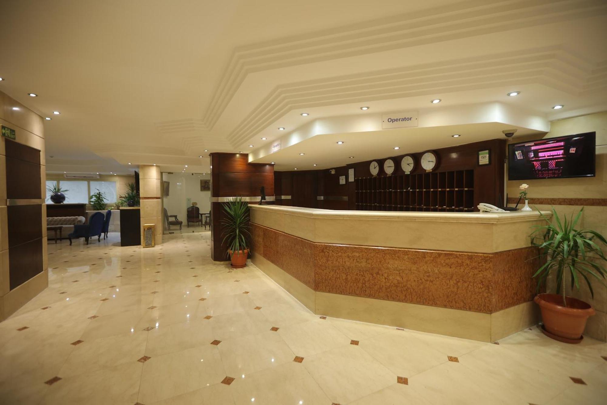 Swiss Inn Hotel Mohandeseen Giza Exterior foto